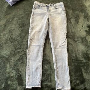 Mudd Light Wash High Rise Skinny Jeans Size 7